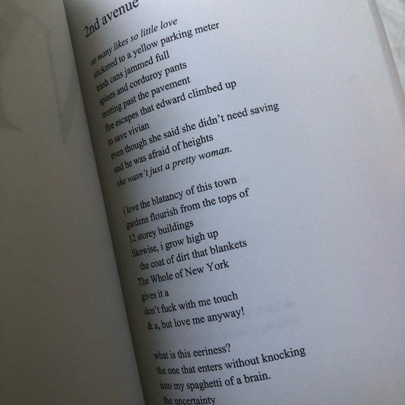 Sticky Notes by Indy Yelich poetry book - Picture 6 of 6